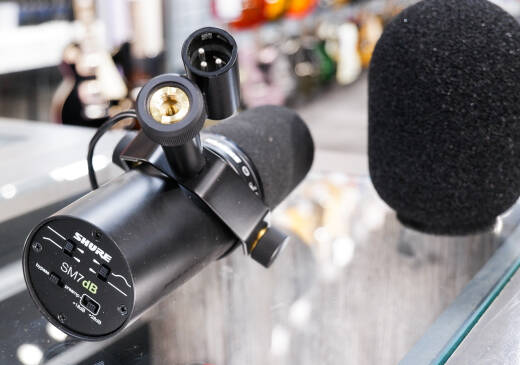 Shure SM7dB Dynamic Vocal Microphone | Long & McQuade